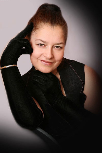 Лариса Шарлаш