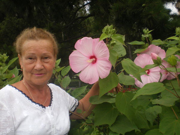 Нина Гладкова