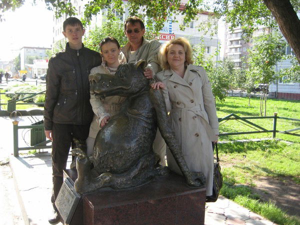 Катя Ломова