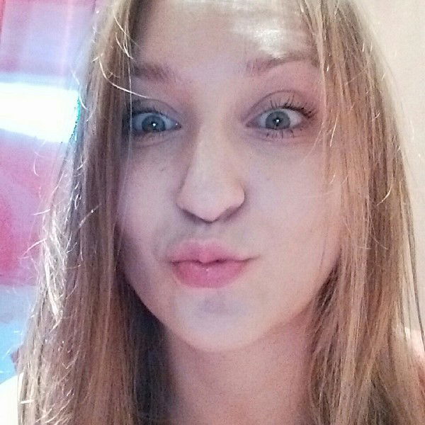 Анна Сарафанова