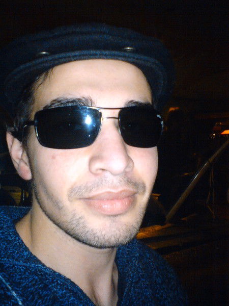 Денис Тарара