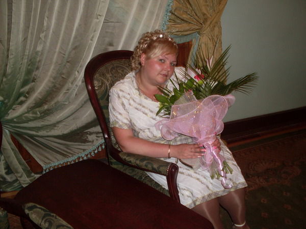 Александра Мельник