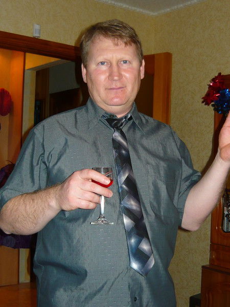 Олег Антипов