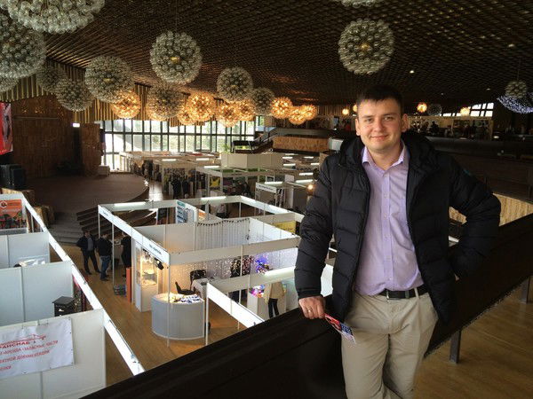 Андрей Ермолаев