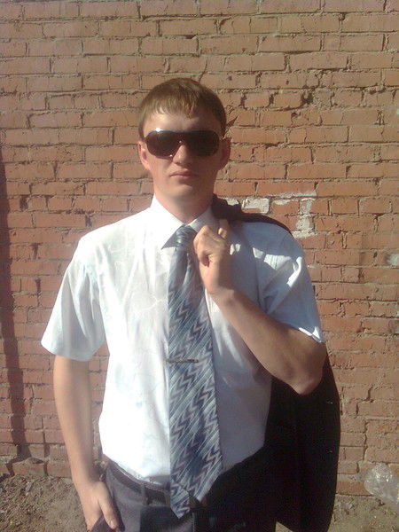 Антон Мартынов