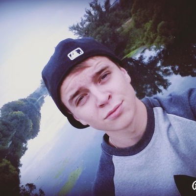 Антон Иванов