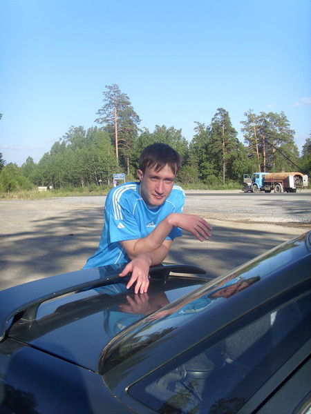 Максим Власов