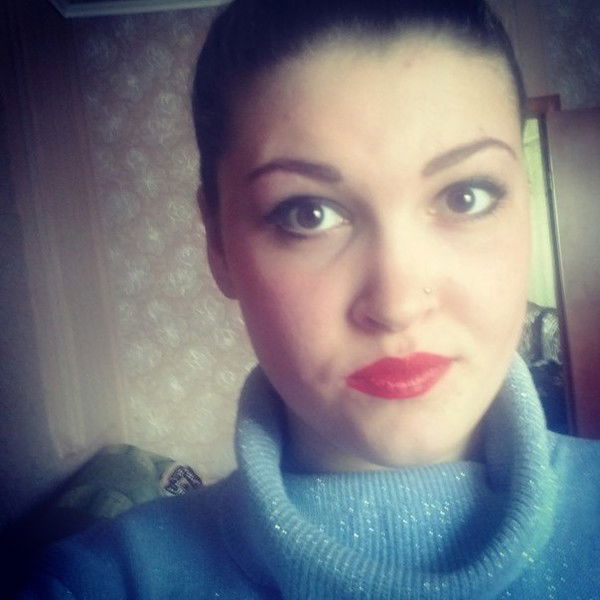 Катя Семиволос