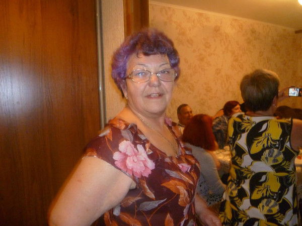 Елена Бобенко