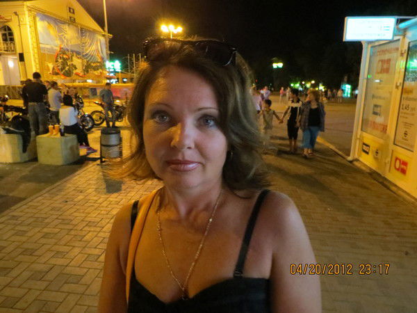 Елена Комарова