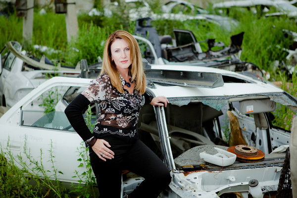 Елена Светозарова