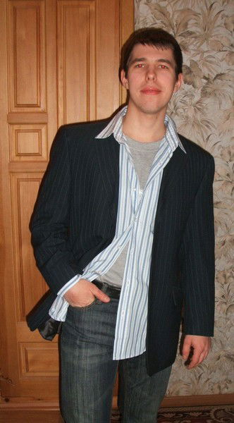 Александр Ларин