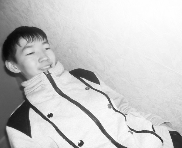 Куаныш Русланов*)