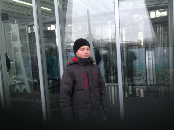 Никита Любов