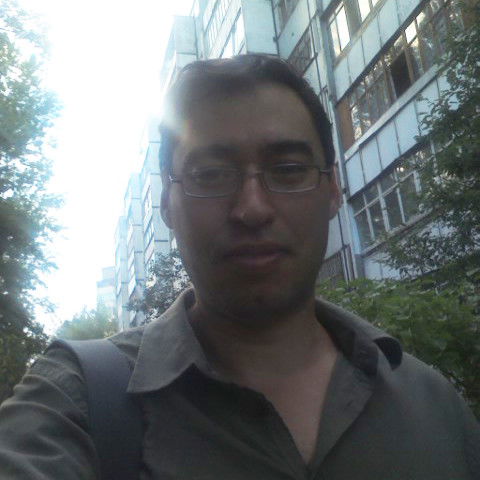 Альберт Амирханов