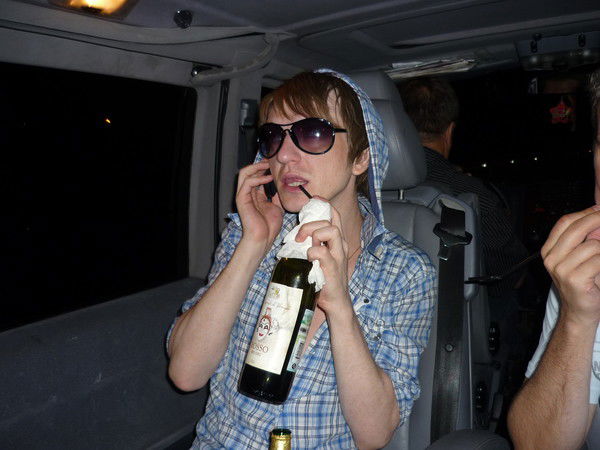 Неизвестно Неизвестно