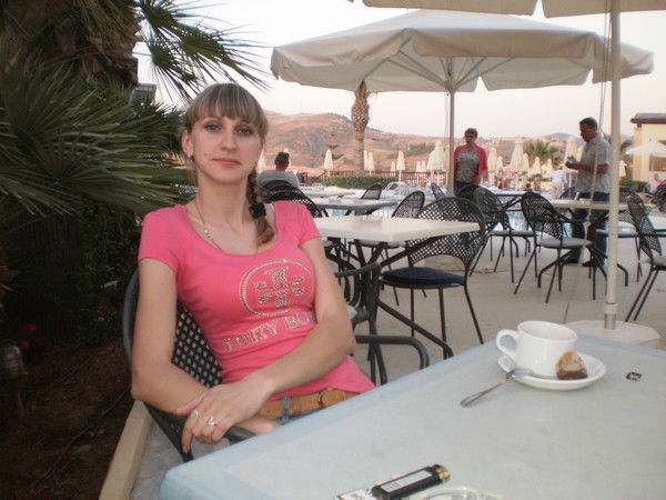 Юля Платова