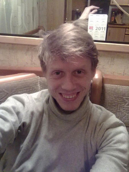 Олег Лазарев