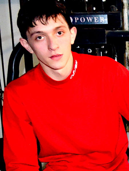 ((Темпераментный _-_-_Парнишка))*