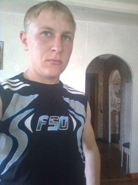 Андрей Гущин