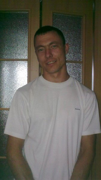 Алексей Базанов