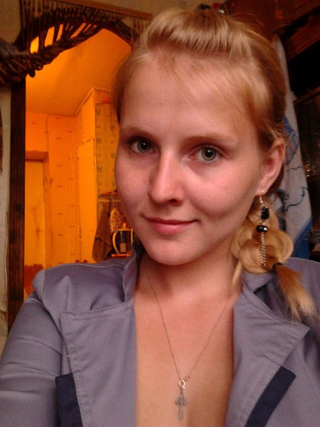 Юля Артемова