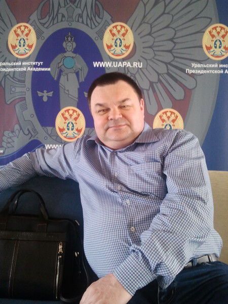 Сергей Добош