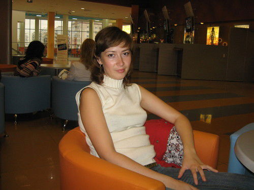 Лена Исакова