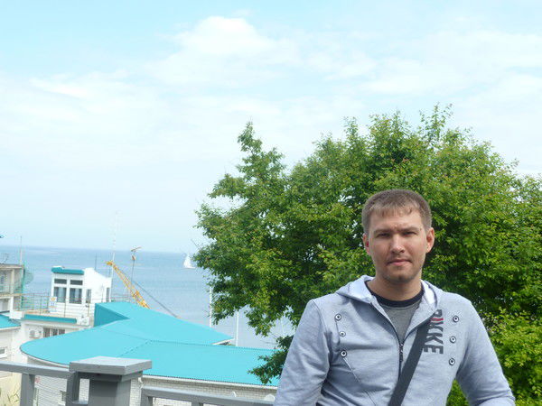 Александр Иванов