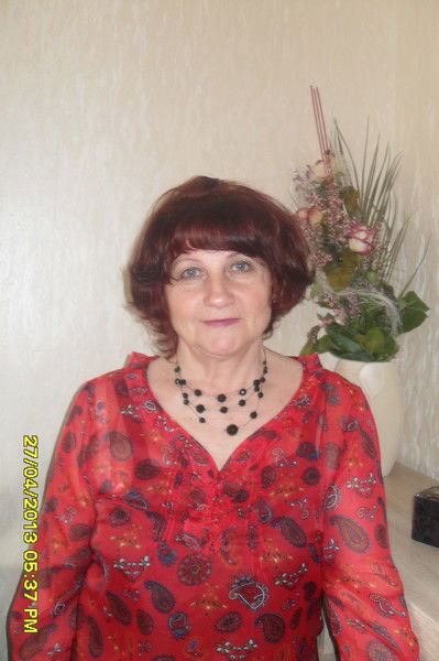 Нина Белоусова