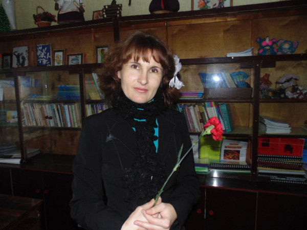 Оля Дихтяренко