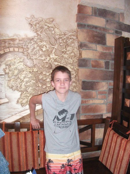 Александр Делаков