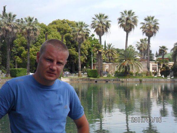 Денис Клинков