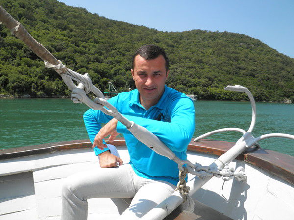 Антон Хижний