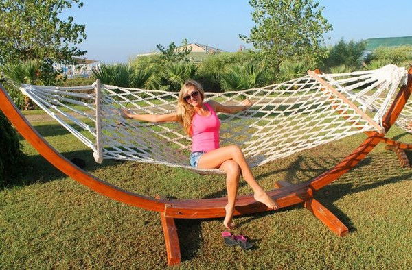 Юлия Назарова