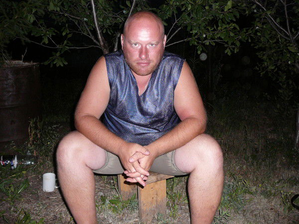 Дмитрий ********