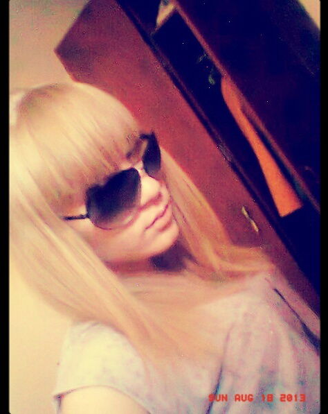 *маlышка Бу..хd..