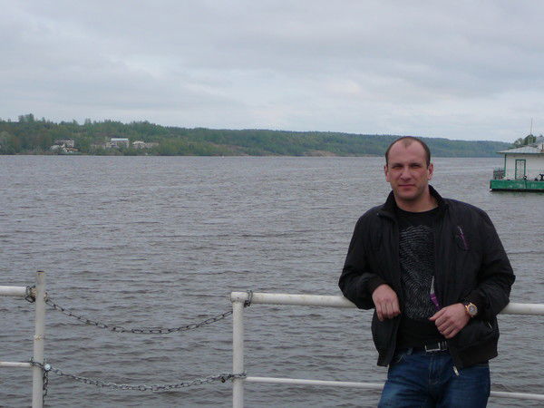 Сергей Свинов