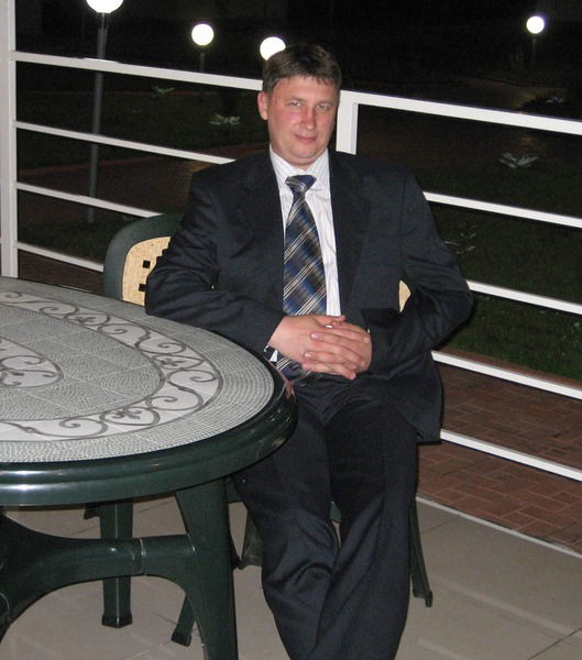 Олег Иванов