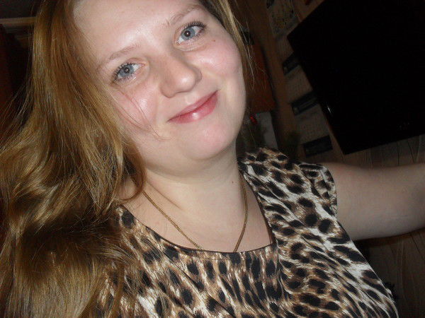 Юля Изюмова