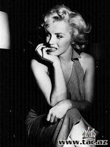 Незнакомка ****