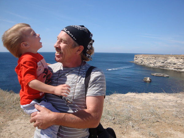 Александр Лоскутов