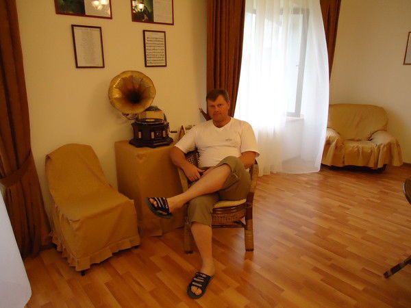 Евгений Попий