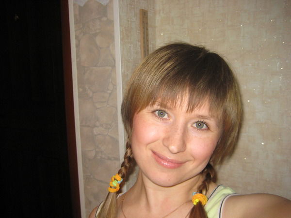 Лена Бурылова