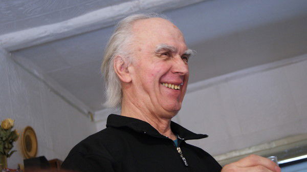 Толя Орехов