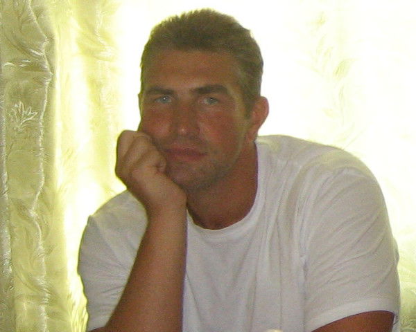 Андрей Суханов