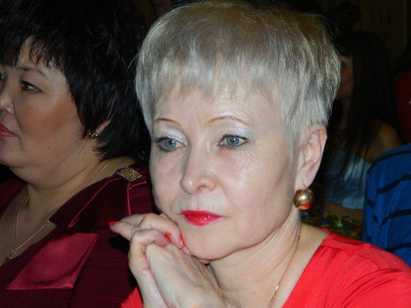 Надежда Власова