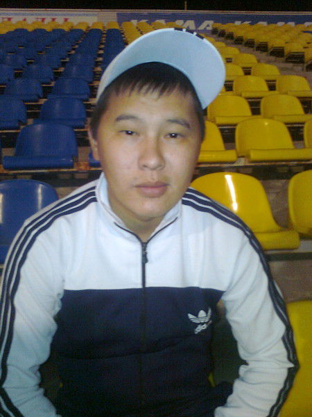 Азамат Казак