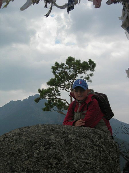 Артем Челноков