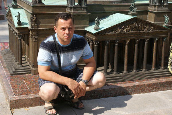 Дмитрий Долгов